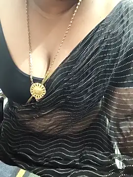 Snapshot of Tamil-rami chatting on January 6, 2:04 am Tamil-rami online show from January 6, 2:04 am