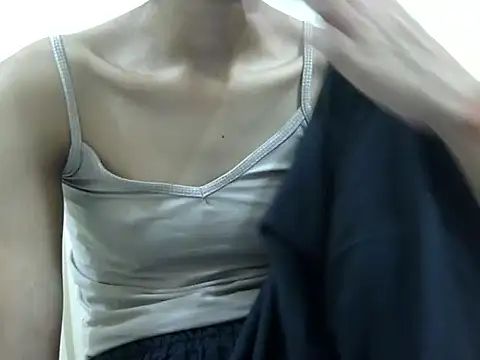 smallcuute online show from January 18, 10:24 pm