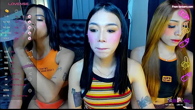 bellamoonlightX online show from July 21, 8:27 am