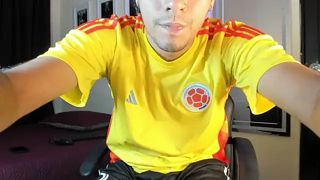 TeamPorn 19 online show from December 13, 8:14 pm