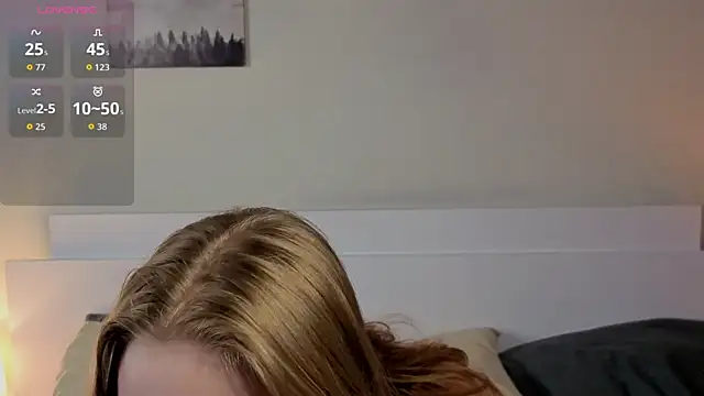 JulietteRain online show from July 11, 10:00 pm