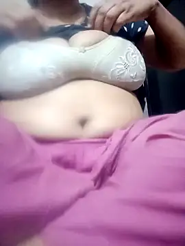 jenyfer709 online show from December 18, 1:39 pm