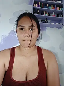 Snapshot of burbuja02 chatting on July 14, 7:52 pm burbuja02 online show from July 14, 7:52 pm