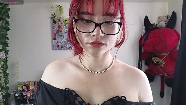 MiaVelvetDoll online show from July 23, 2:15 pm