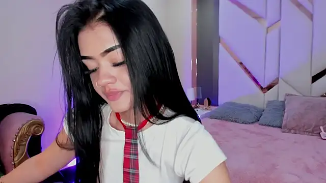 EmmaStonns online show from September 30, 11:37 am