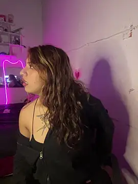 SoftLady S33 online show from May 20, 4:07 am
