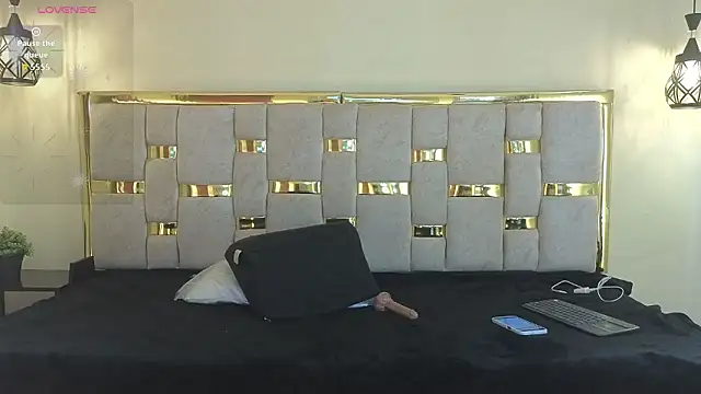 Snapshot of shantall_05 chatting on January 13, 7:30 pm shantall 05 online show from January 13, 7:30 pm