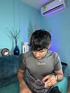 Leo Savage  online show from January 19, 3:10 am