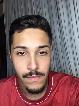 henriquexz244 online show from December 22, 5:32 pm