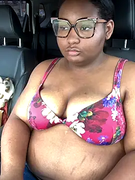 PoppyLuxe online show from November 8, 3:12 pm