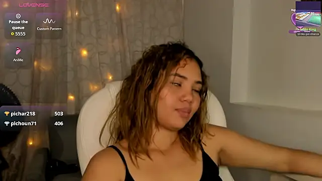 kata22sofia online show from April 19, 6:10 pm