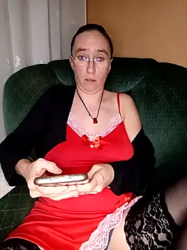 Snapshot of Sophierob1 chatting on September 30, 6:29 am Sophierob1 online show from September 30, 6:29 am