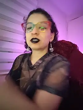 Snapshot of miss_carmila1 chatting on July 20, 2:04 am miss carmila1 online show from July 20, 2:04 am