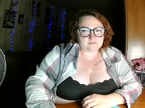 Snapshot of AngelQSky chatting on July 16, 8:48 pm AngelQSky online show from July 16, 8:48 pm