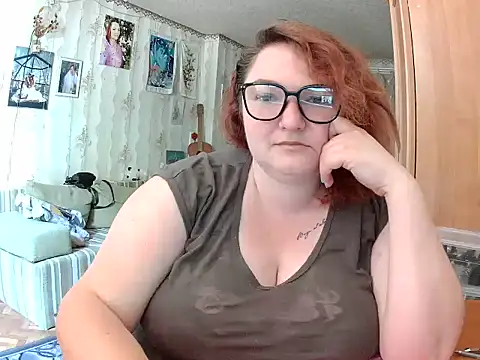 Snapshot of AngelQSky chatting on July 26, 6:54 am AngelQSky online show from July 26, 6:54 am