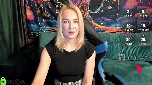 CrystalGirl99 online show from April 4, 6:55 am