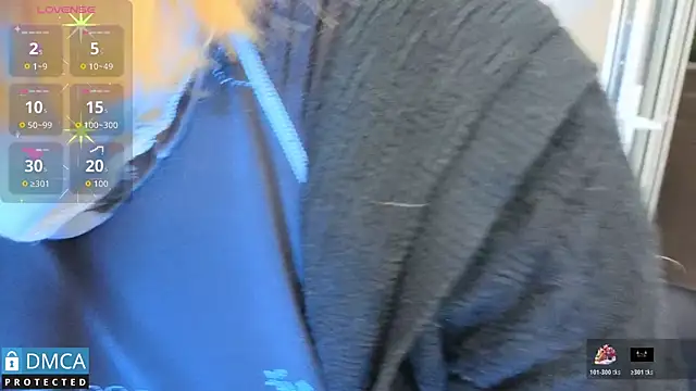 nena cupcake  online show from January 14, 11:05 am