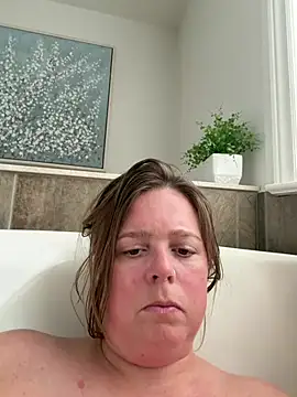 Snapshot of hornykitty1210 chatting on March 24, 6:02 pm hornykitty1210 online show from March 24, 6:02 pm