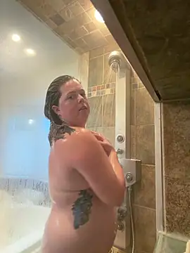 Snapshot of hornykitty1210 chatting on March 25, 9:32 pm hornykitty1210 online show from March 25, 9:32 pm