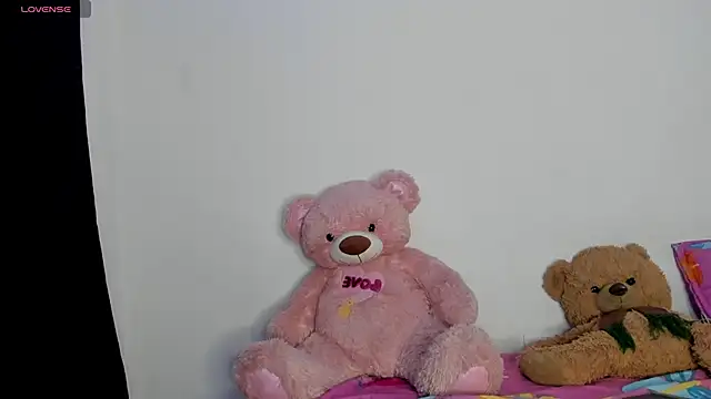 HaileyDuke online show from March 10, 11:10 pm