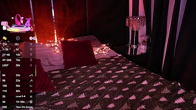 Pixie Peachh online show from February 12, 7:36 am