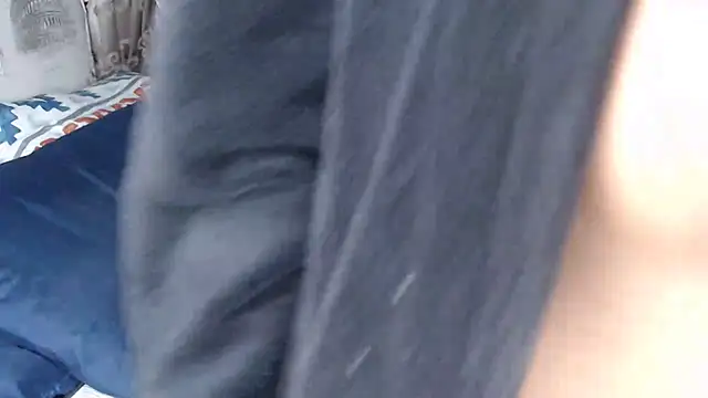 Lunalee online show from August 4, 9:34 am