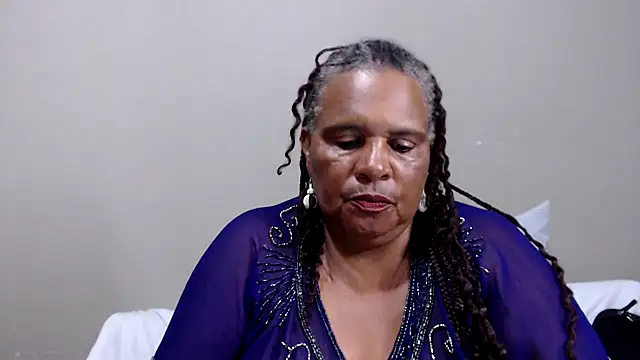 GrandBustyMelon online show from April 1, 6:14 am