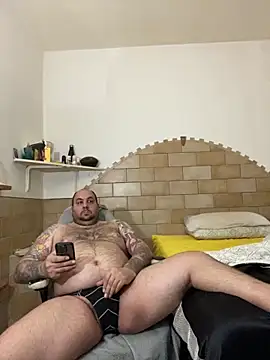 Roma84000 online show from May 20, 1:28 pm