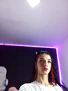 Snapshot of ingrid_zese_ chatting on December 5, 4:47 pm ingrid zese online show from December 5, 4:47 pm