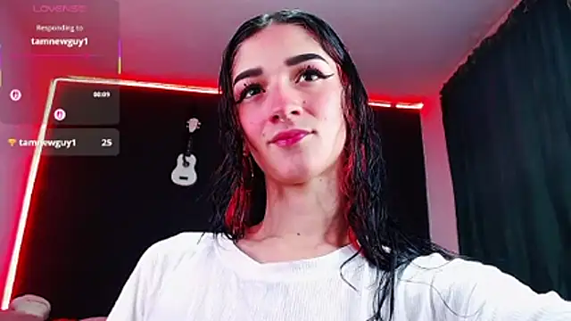 Snapshot of ingrid_zese_ chatting on December 14, 7:29 pm ingrid zese online show from December 14, 7:29 pm