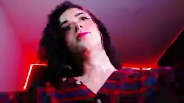 Snapshot of ingrid_zese_ chatting on December 20, 9:44 pm ingrid zese online show from December 20, 9:44 pm