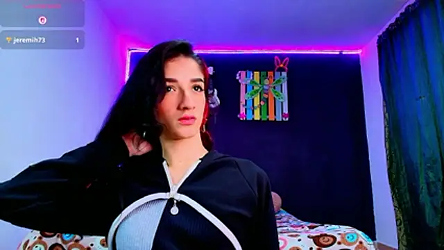 Snapshot of ingrid_zese_ chatting on February 7, 8:12 pm ingrid zese online show from February 7, 8:12 pm