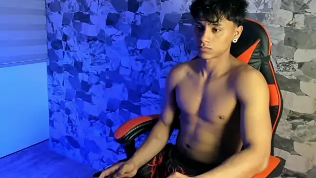 Snapshot of ZYZZ1312 chatting on July 16, 4:18 am ZYZZ1312 online show from July 16, 4:18 am