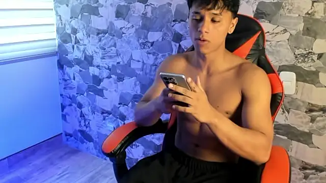 Snapshot of ZYZZ1312 chatting on July 17, 5:51 pm ZYZZ1312 online show from July 17, 5:51 pm