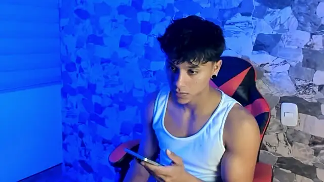 Snapshot of ZYZZ1312 chatting on July 20, 3:10 am ZYZZ1312 online show from July 20, 3:10 am