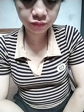 Mie rose online show from April 2, 1:53 pm