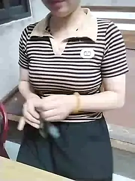 Mie rose online show from April 17, 12:57 am