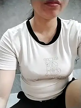Mie rose online show from May 3, 1:11 am