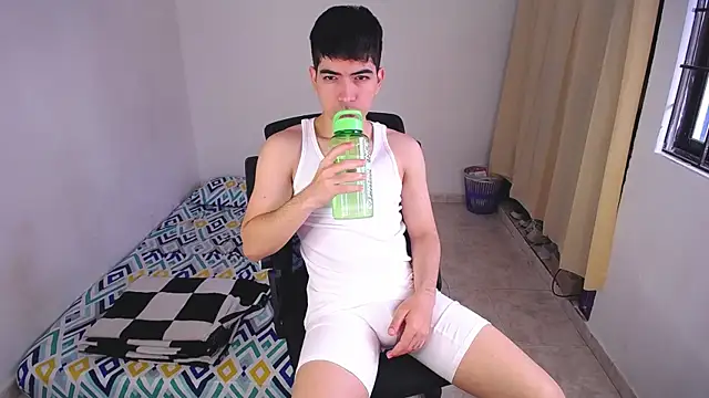 Olliver Twink online show from November 15, 3:52 pm