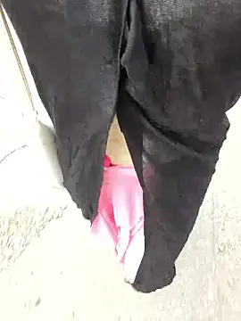 pink-mai online show from June 14, 7:21 am