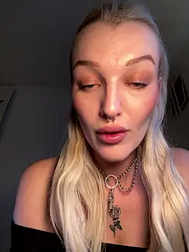 lovecassyrose online show from January 15, 7:46 am