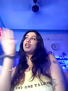 Snapshot of Love_Beauty01 chatting on March 3, 6:58 pm Love Beauty01 online show from March 3, 6:58 pm