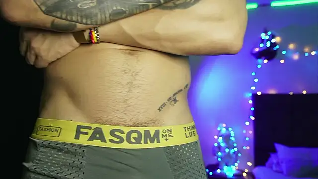 AlphaMasterXxx online show from February 10, 4:27 am