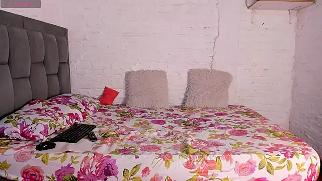 fire lovex online show from February 4, 12:22 pm