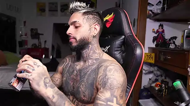 logan hugh8 online show from April 27, 12:19 am