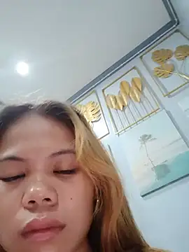 Snapshot of Sexxie_Ella22 chatting on June 20, 8:33 pm Sexxie Ella22 online show from June 20, 8:33 pm
