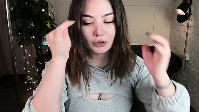 Dark Moni online show from April 3, 2:42 am