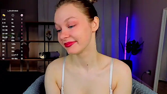 Tender beauty online show from June 4, 7:09 pm