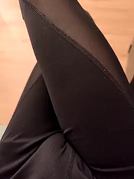 Snapshot of luckylover2024 chatting on March 5, 7:32 pm luckylover2024 online show from March 5, 7:32 pm