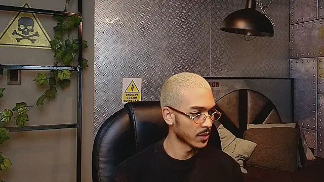 MarcusRain  online show from February 5, 12:54 pm